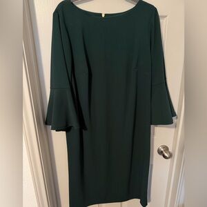 Calvin Klein Shift Midi emerald Green Dress w/Bell Sleeves 16